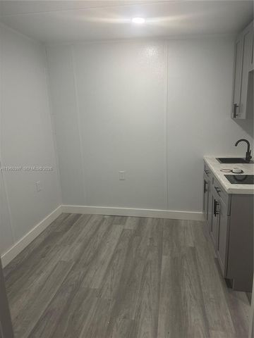 19215 NW 7th Ct B, Miami Gardens, FL 33169