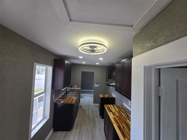 130 Jackson Street N, Sulphur Springs, TX 75482