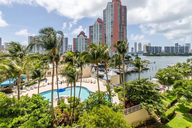 3340 NE 190th St 602, Aventura, FL 33180