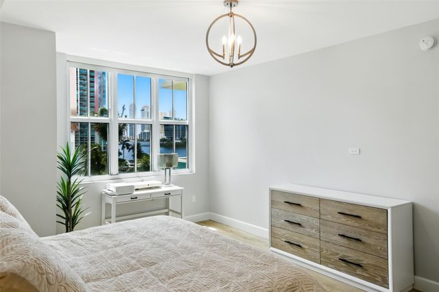 3340 NE 190th St 602, Aventura, FL 33180