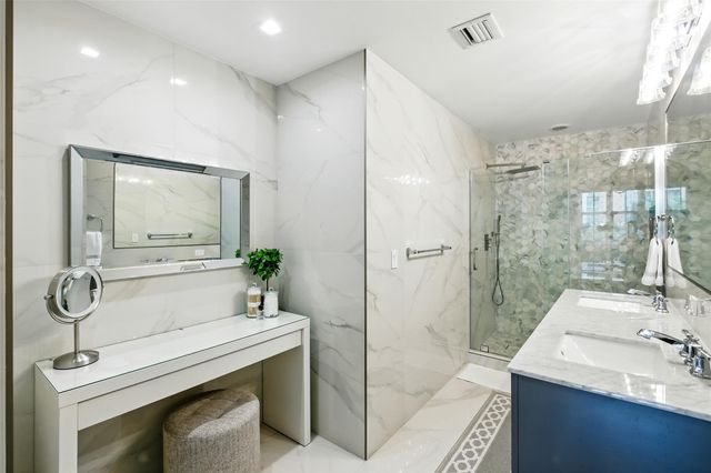 3340 NE 190th St 602, Aventura, FL 33180