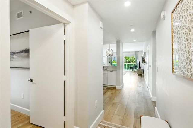 3340 NE 190th St 602, Aventura, FL 33180