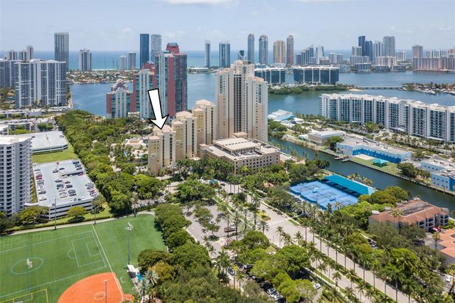 3340 NE 190th St 602, Aventura, FL 33180