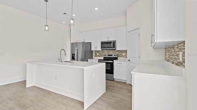 15240 SW 43RD COURT, Ocala, FL 34473