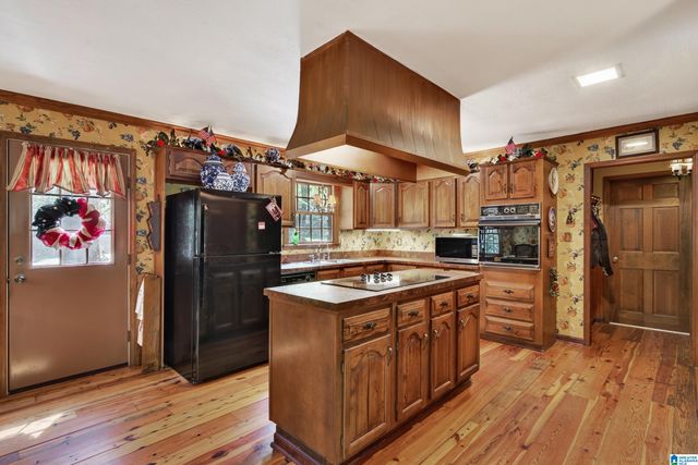 2430 EUREKA ROAD, Lincoln, AL 35096