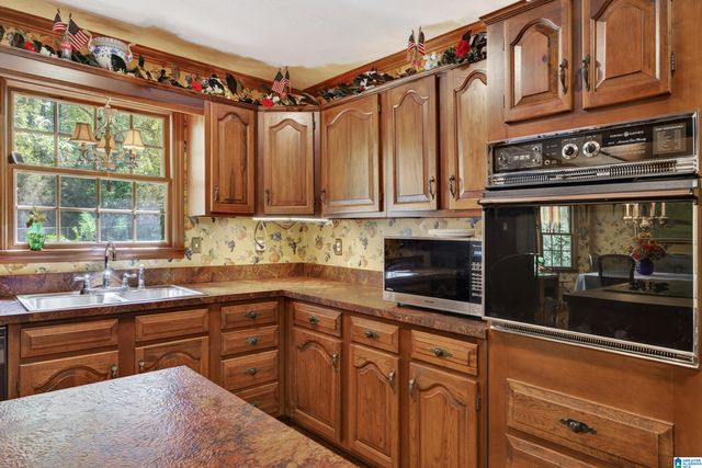 2430 EUREKA ROAD, Lincoln, AL 35096