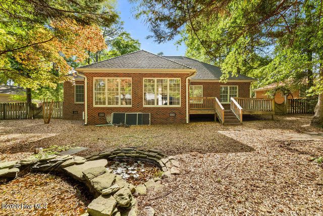 30 Oakmont Circle, Pinehurst, NC 28374