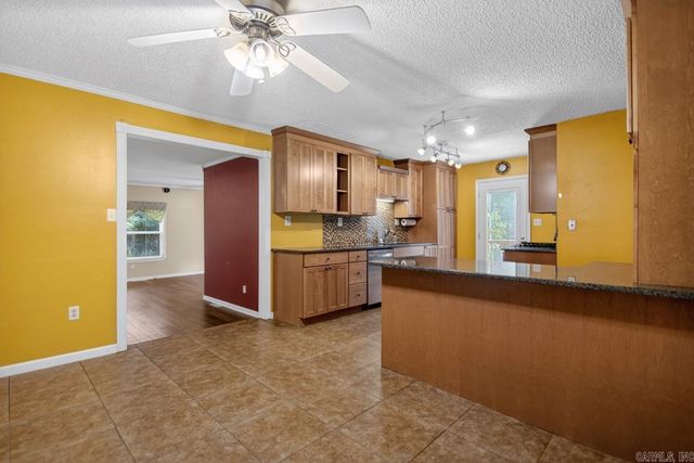 1220 Pine Forest Drive, Benton, AR 72019