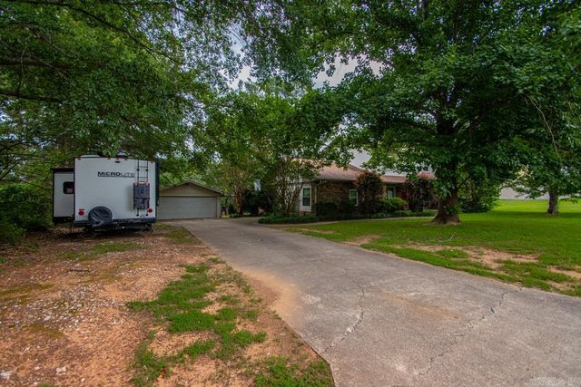 1220 Pine Forest Drive, Benton, AR 72019