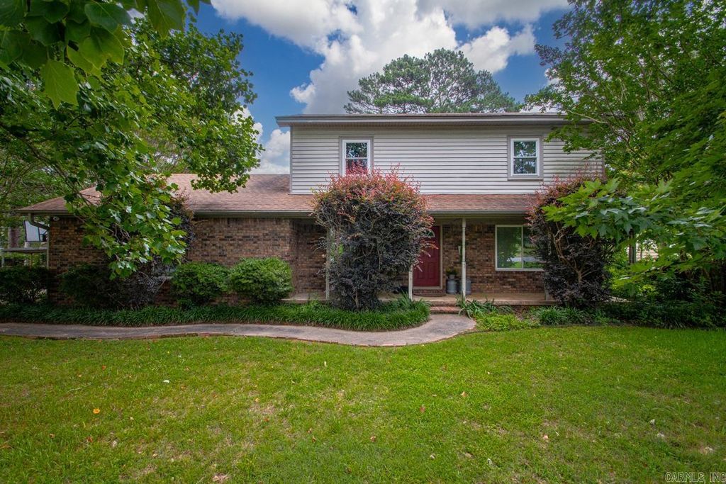 1220 Pine Forest Drive, Benton, AR 72019