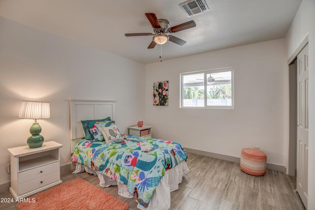 3135 N 34TH Street, Phoenix, AZ 85018