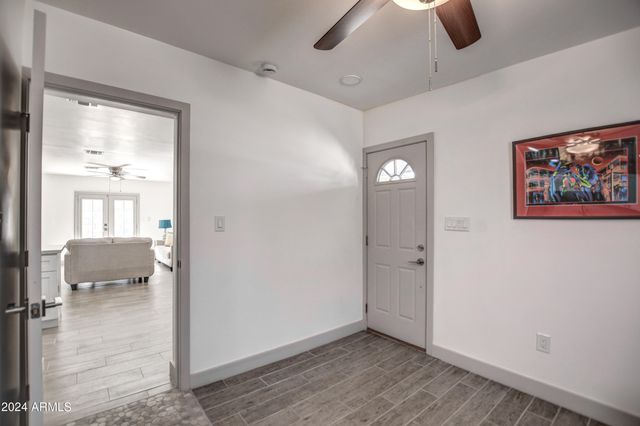 3135 N 34TH Street, Phoenix, AZ 85018