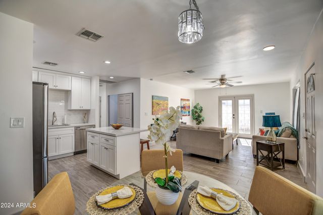 3135 N 34TH Street, Phoenix, AZ 85018