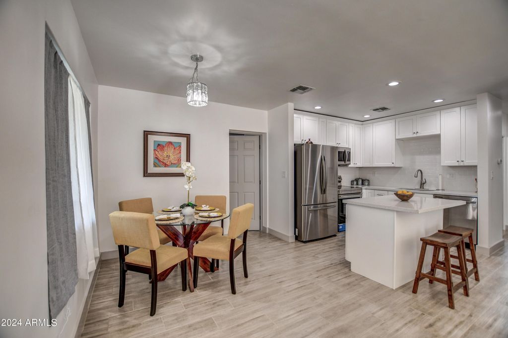 3135 N 34TH Street, Phoenix, AZ 85018 — photo 5