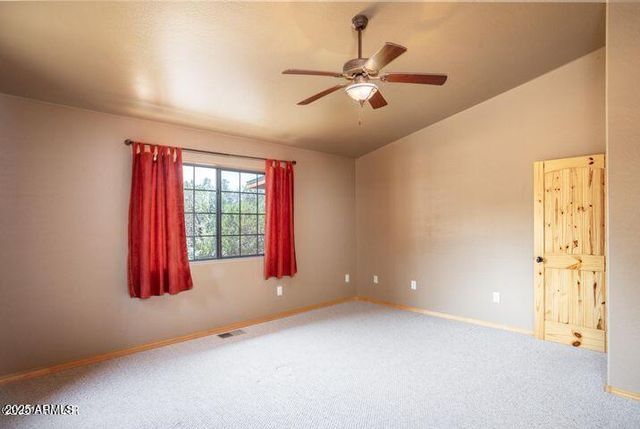 3244 OUTLAW Trail, Overgaard, AZ 85933