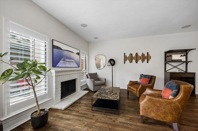 701 Bering Drive 1904, Houston, TX 77057