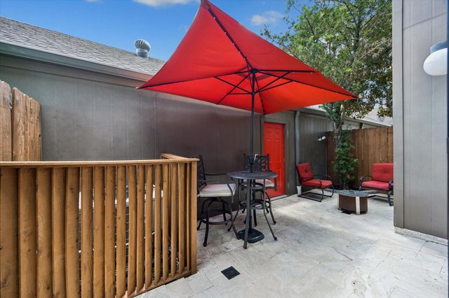 701 Bering Drive 1904, Houston, TX 77057