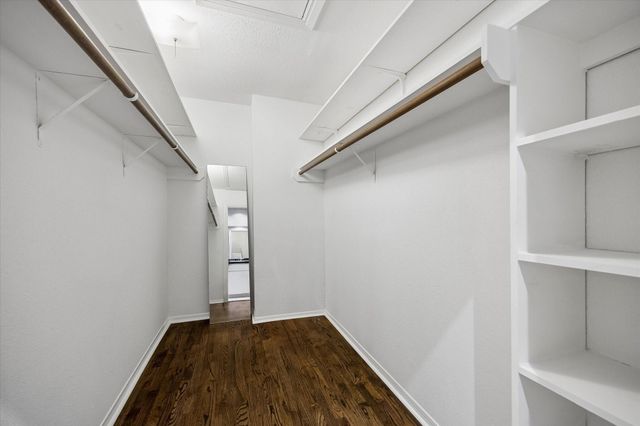 701 Bering Drive 1904, Houston, TX 77057