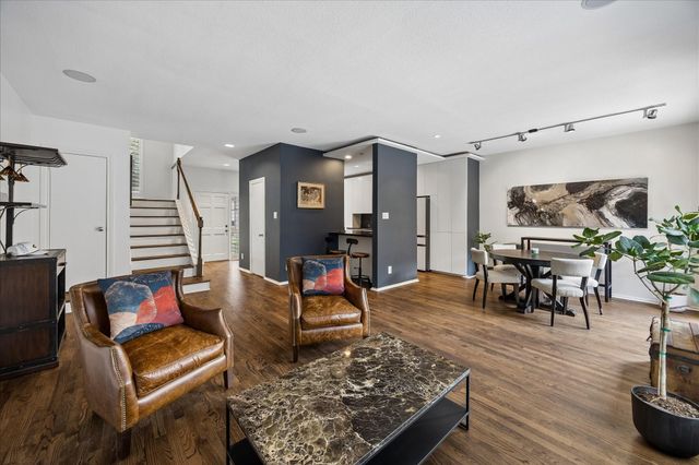 701 Bering Drive 1904, Houston, TX 77057