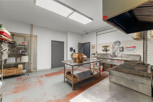 2014 E 87th Street, Chicago, IL 60617