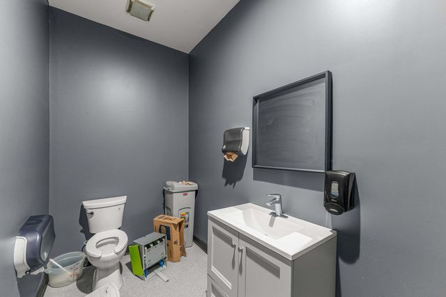 2014 E 87th Street, Chicago, IL 60617