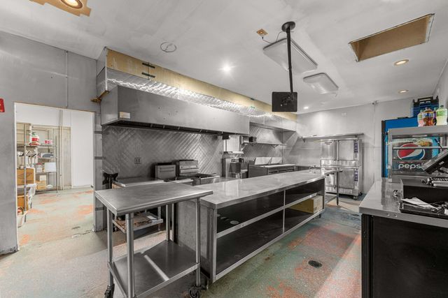 2014 E 87th Street, Chicago, IL 60617