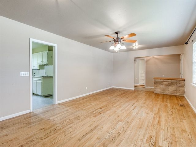 119 Thompson Drive, Moore, OK 73160
