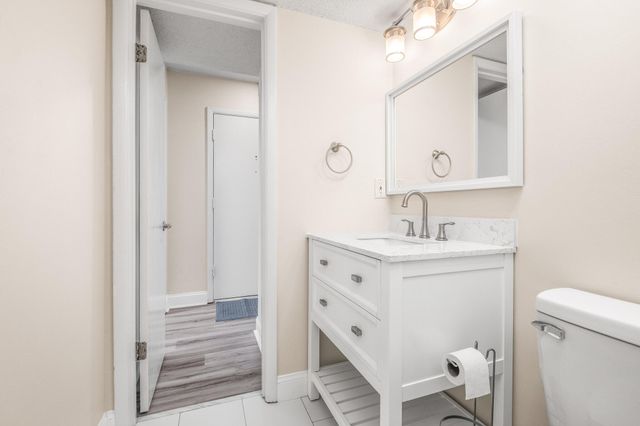 308 SW Miracle Strip Parkway, UNIT 6D, Fort Walton Beach, FL 32548
