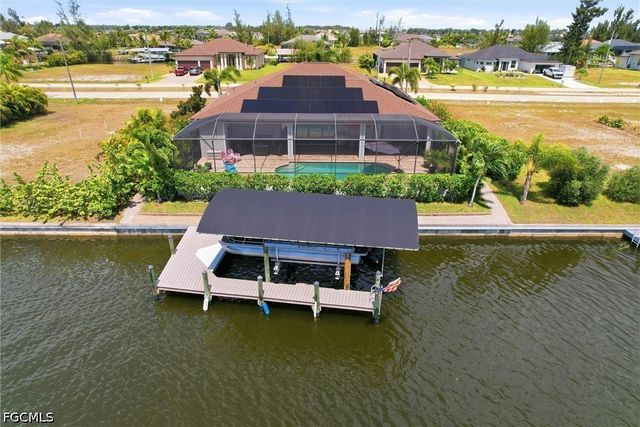 1720 Old Burnt Store RD N, Cape Coral, FL 33993