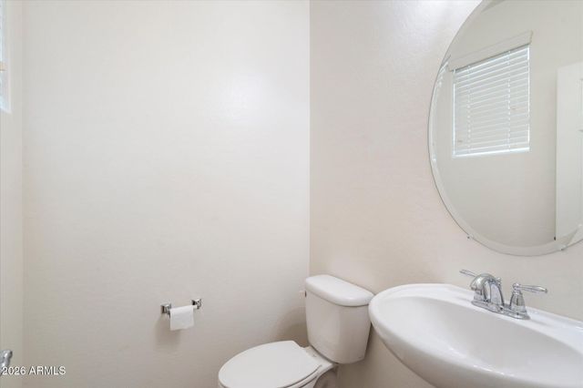 2680 N 73rd Gln Glen, Phoenix, AZ 85035