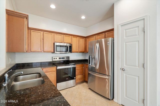 2680 N 73rd Gln Glen, Phoenix, AZ 85035
