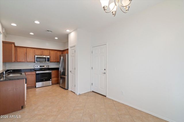 2680 N 73rd Gln Glen, Phoenix, AZ 85035