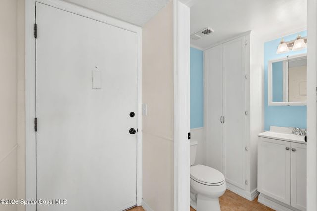 3150 N Harbor City Boulevard 328, Melbourne, FL 32935