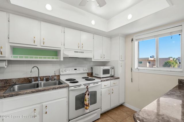 3150 N Harbor City Boulevard 328, Melbourne, FL 32935