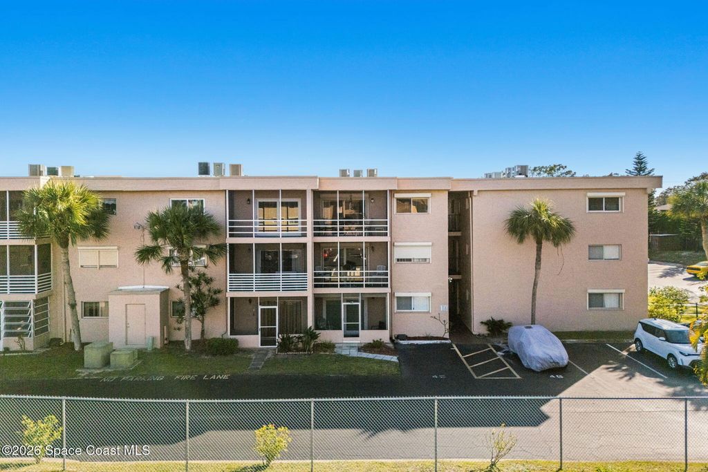 3150 N Harbor City Boulevard 328, Melbourne, FL 32935