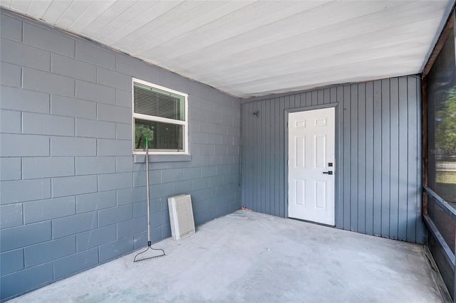 922 BATES AVENUE, Eustis, FL 32726