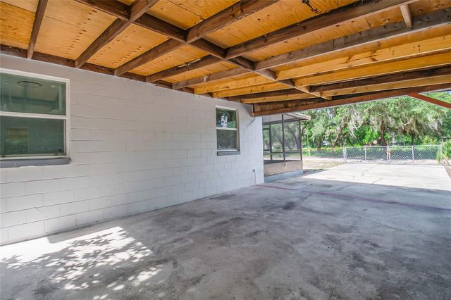 922 BATES AVENUE, Eustis, FL 32726