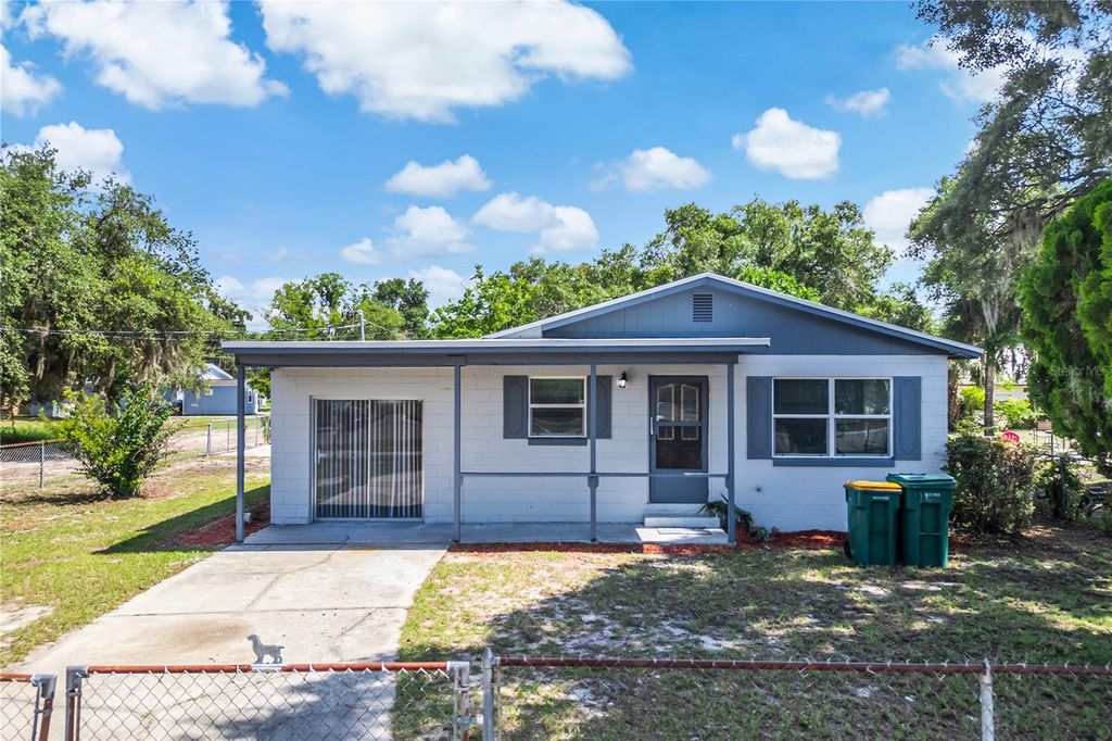 922 BATES AVENUE, Eustis, FL 32726