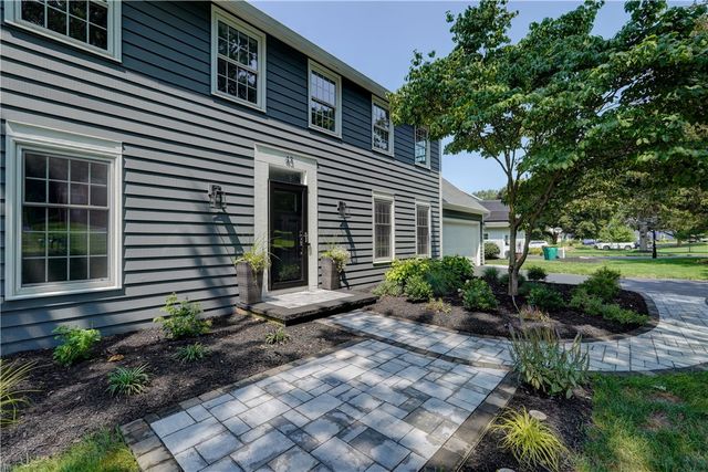 43 Cambric Circle, Perinton, NY 14534