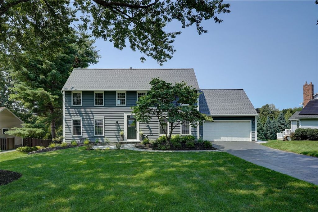 43 Cambric Circle, Perinton, NY 14534