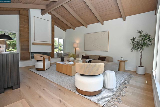 304 Boca Raton Court, Walnut Creek, CA 94598