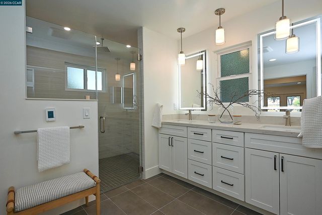 304 Boca Raton Court, Walnut Creek, CA 94598
