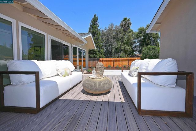 304 Boca Raton Court, Walnut Creek, CA 94598