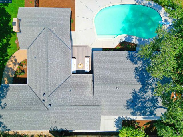 304 Boca Raton Court, Walnut Creek, CA 94598