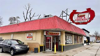 5207 E 7 Mile Road, Detroit, MI 48234