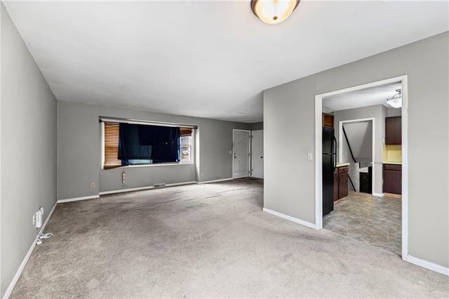 4819 N REVERE Street, Kansas City, MO 64151