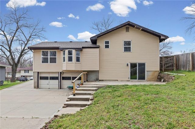 4819 N REVERE Street, Kansas City, MO 64151