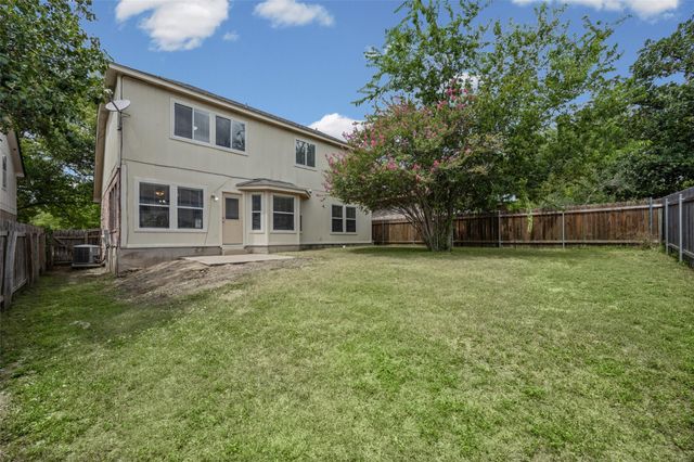 2432 Roundabout LN, Round Rock, TX 78664