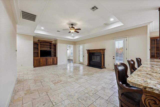 220 Neal DR, Liberty Hill, TX 78642