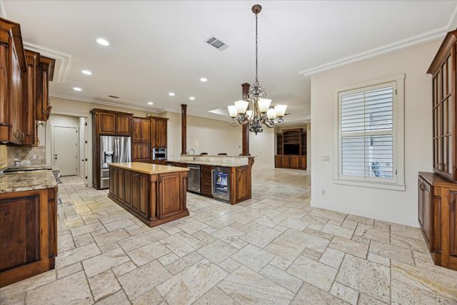 220 Neal DR, Liberty Hill, TX 78642